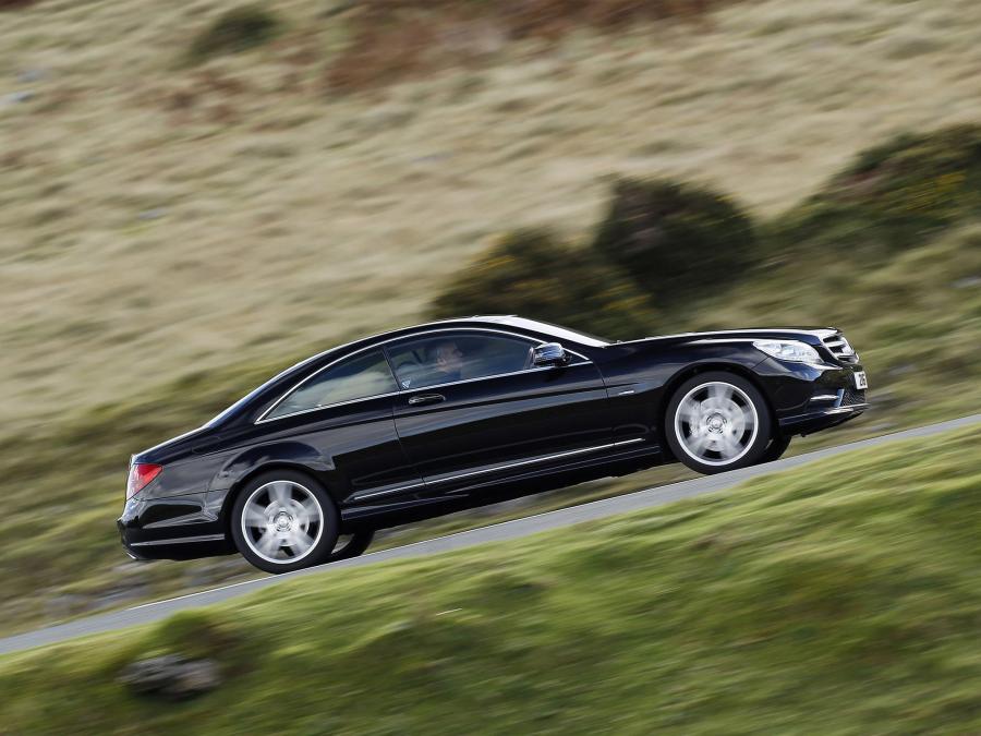  Mercedes-Benz CL500 AMG Styling Package 2010 года  (UK) (фото 1 из 14)